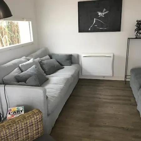 Maison Lumineuse Avec Suite Parentale Et Piscine A Deux Pas De La Plage