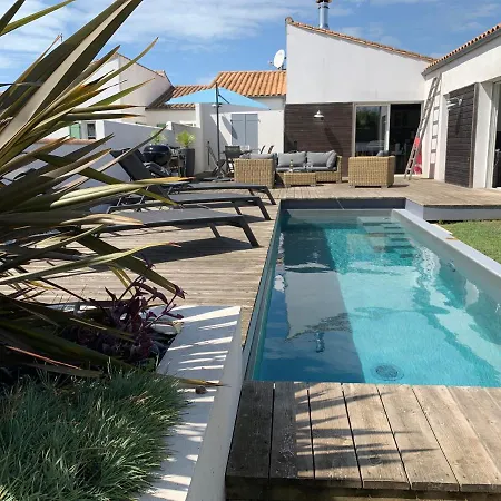 Maison Lumineuse Avec Suite Parentale Et Piscine A Deux Pas De La Plage * Sainte-Marie-de-Ré